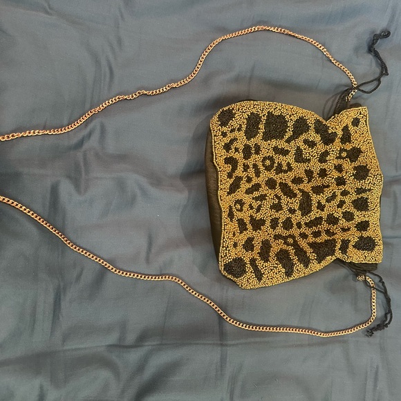Leopard Print Drawstring Bag - Picture 7 of 9